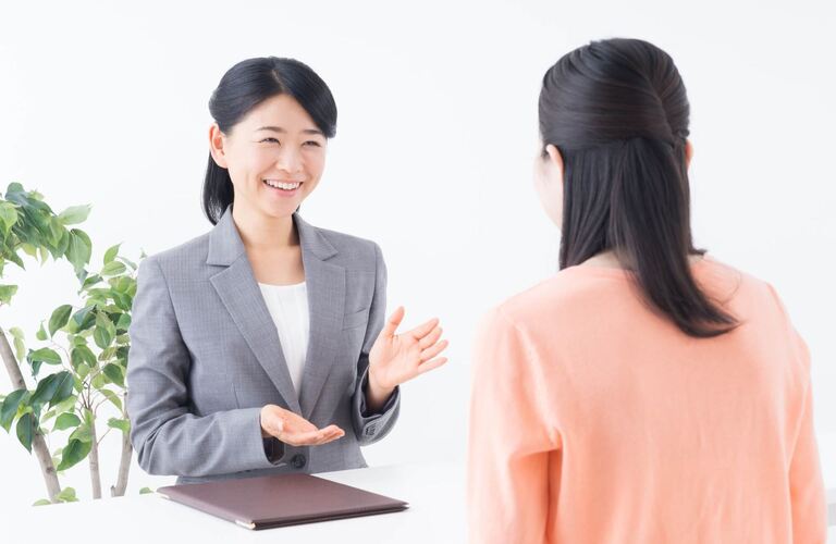 無職のため審査が不安な方も気軽に契約を行えます | 高知のスマホなら審査不要のスカイセブンモバイル 高知店